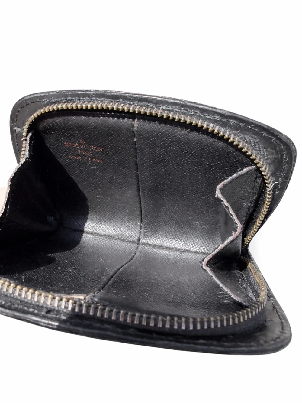 Vintage Louis Vuitton Epi Leather Coin Pouch – Black (Authentic)